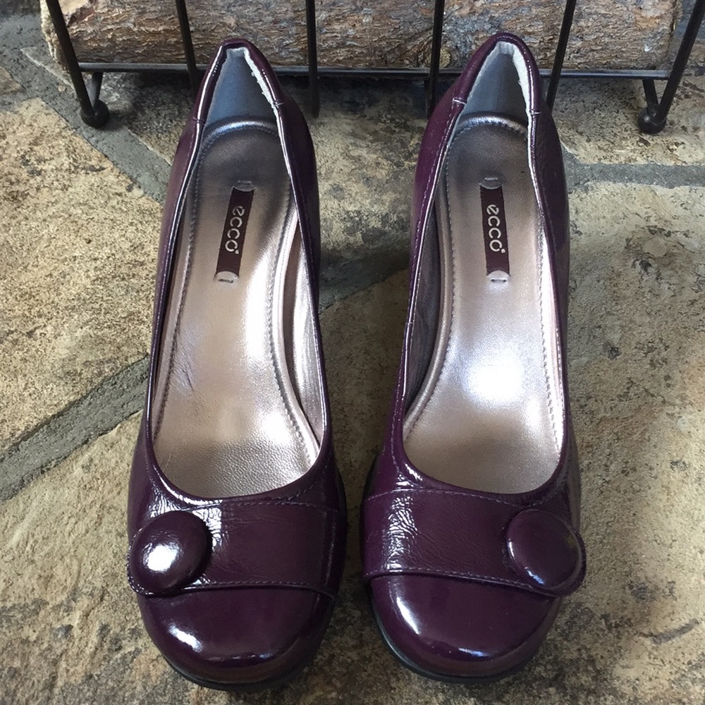 Ecco Brand Hanna Style Plum Colored Heels